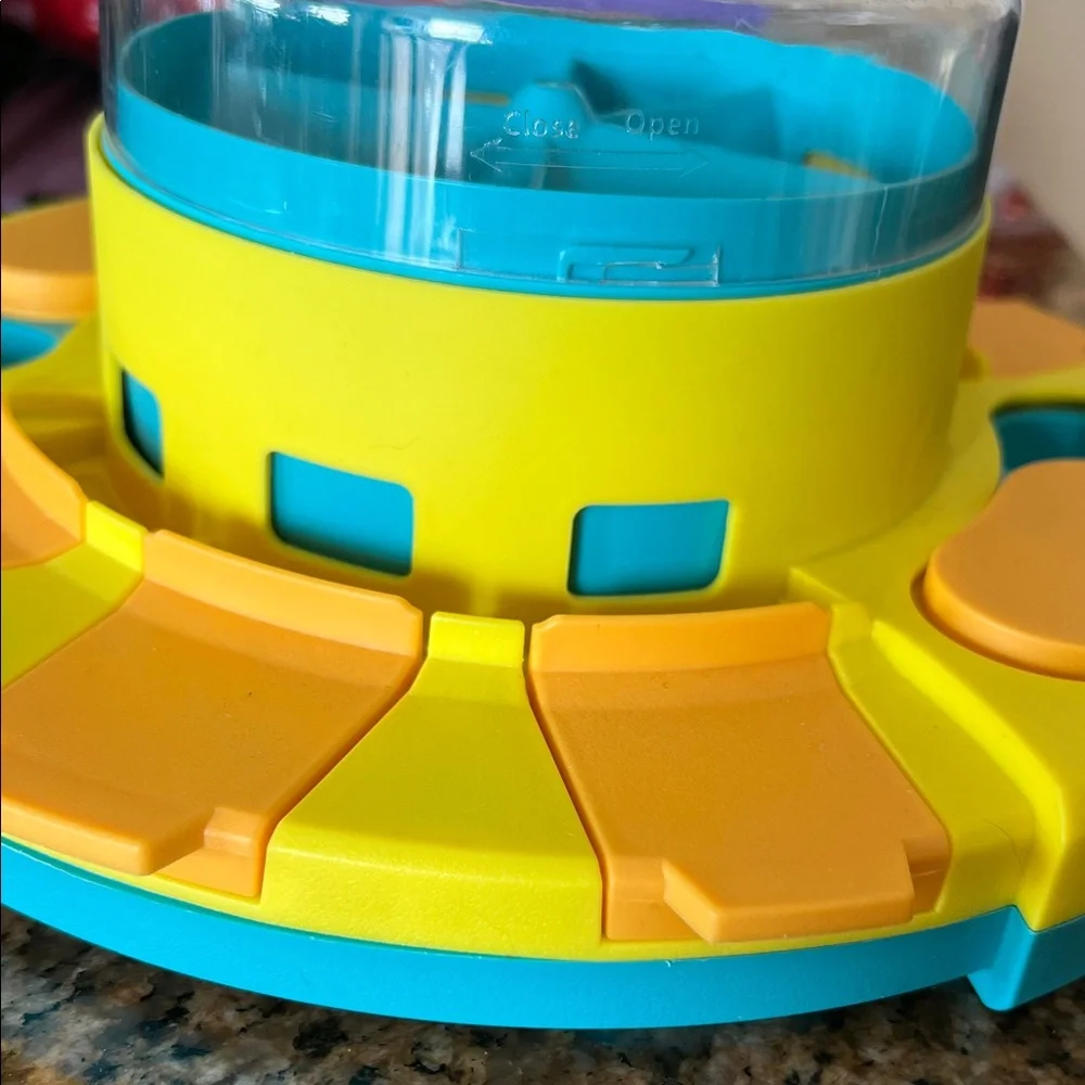 Interactive Blue and Yellow Dog Feeder